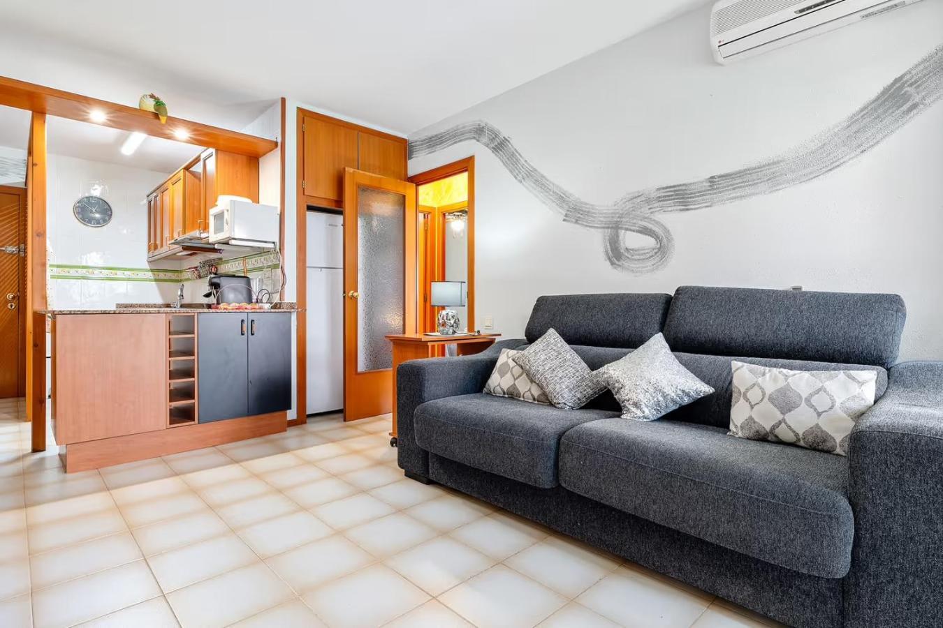 Bumbai Apartment *